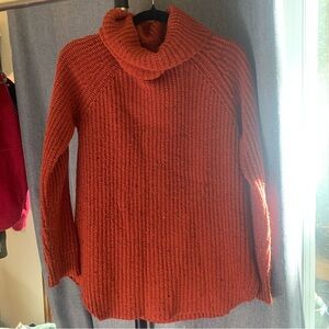 Sun & Shadow Rust Knit Sweater - Perfect for Autumn!   Size XS